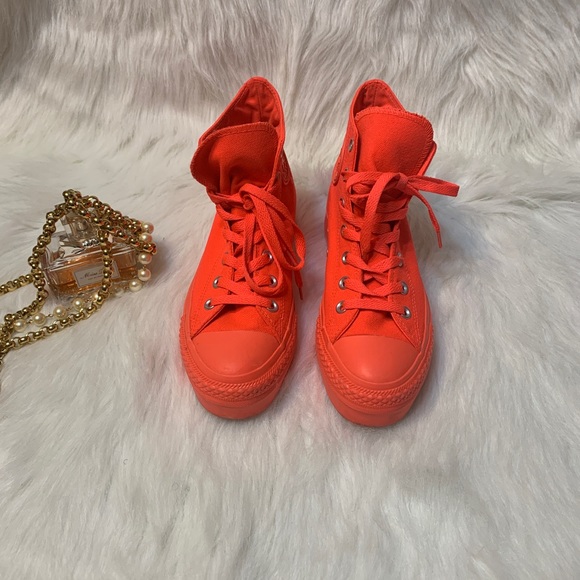 neon orange platform converse